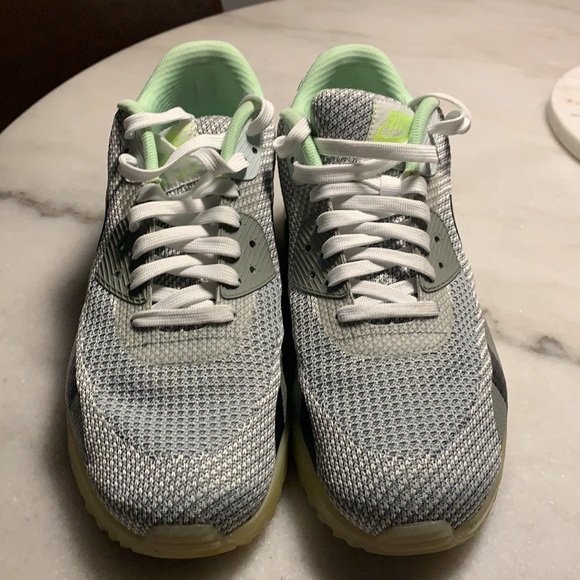 Men’s Nike Air Max 90 - Picture 2 of 5